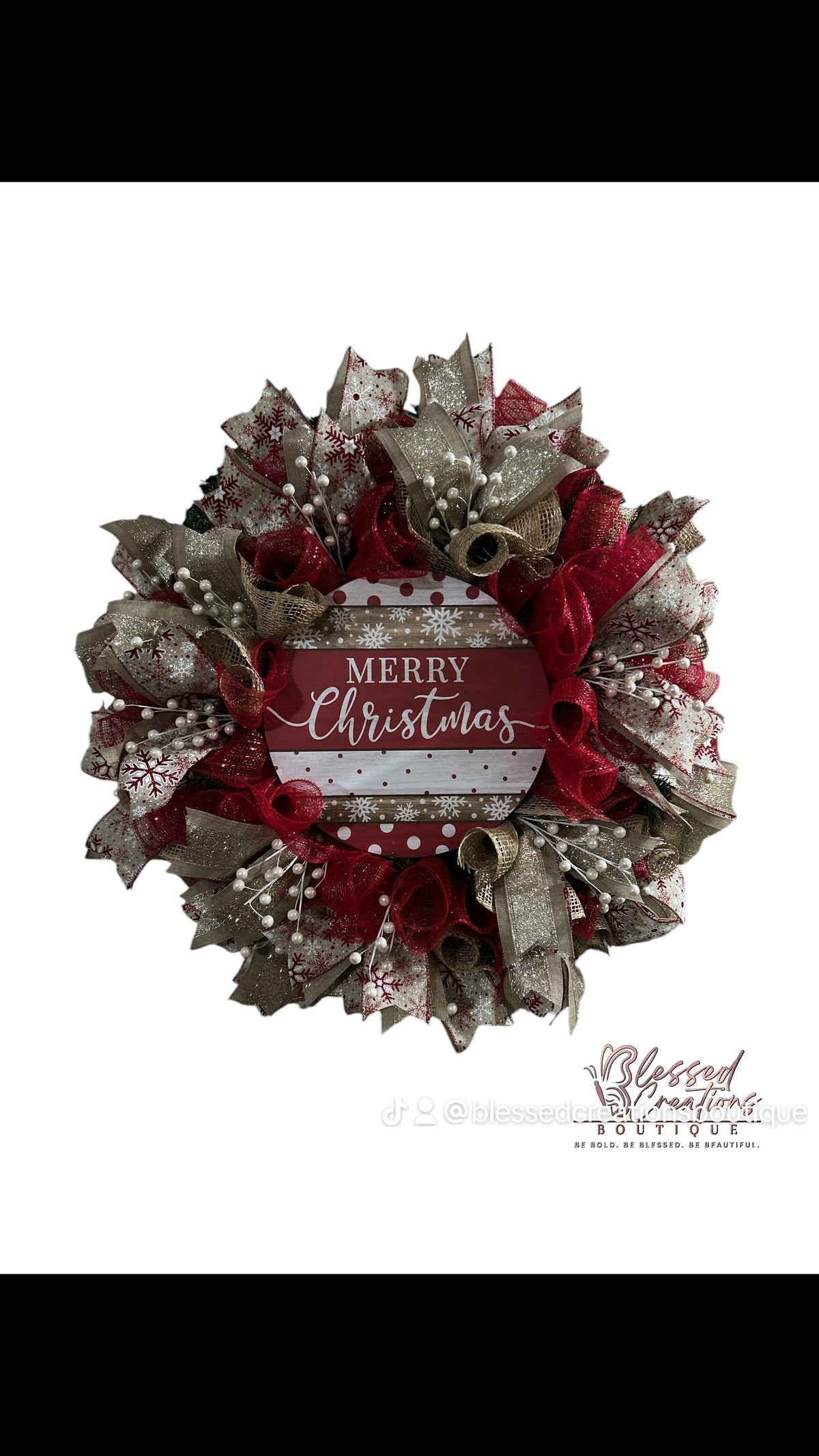 Large mesh Christmas wreath